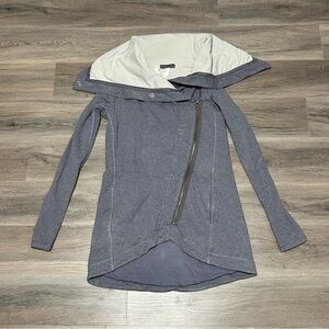 Lululemon 4 Method Wrap Jacket Asymmetrical Zippered Gray Cotton Blend Cowl